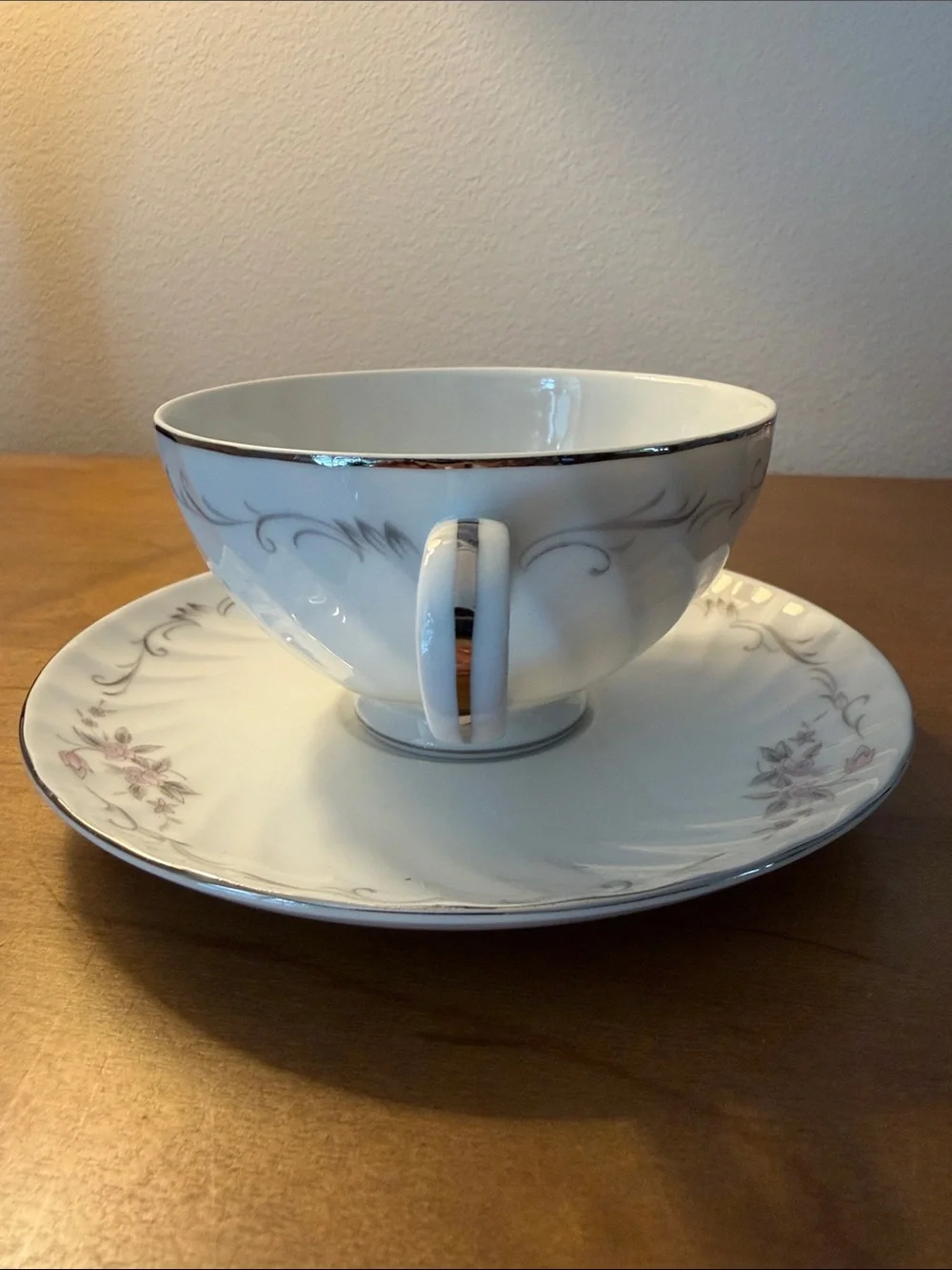 Vintage Gold Standard GST1 Footed Teacup and Saucer Set